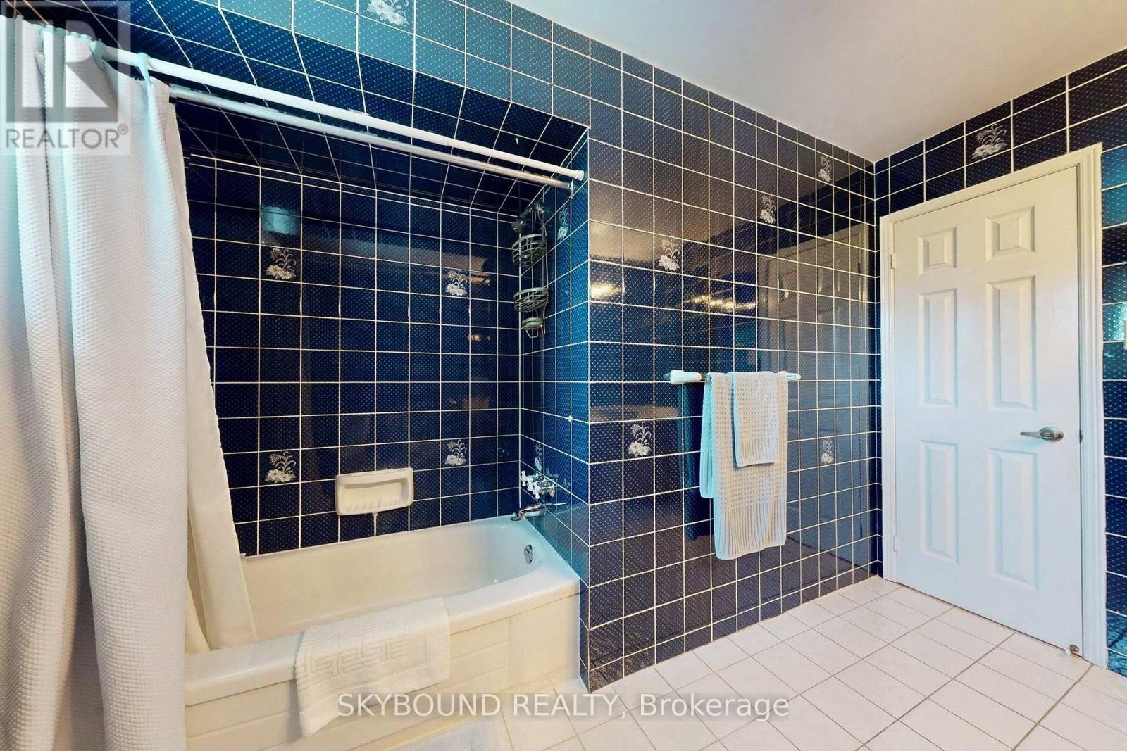 1944 Aldermead Road, Mississauga, Ontario  L5M 3A1 - Photo 32 - W13645994