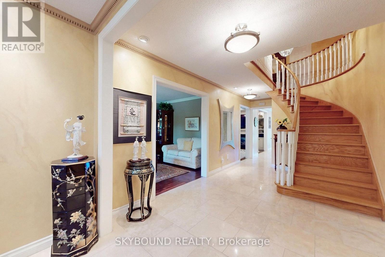 1944 Aldermead Road, Mississauga, Ontario  L5M 3A1 - Photo 5 - W13645994