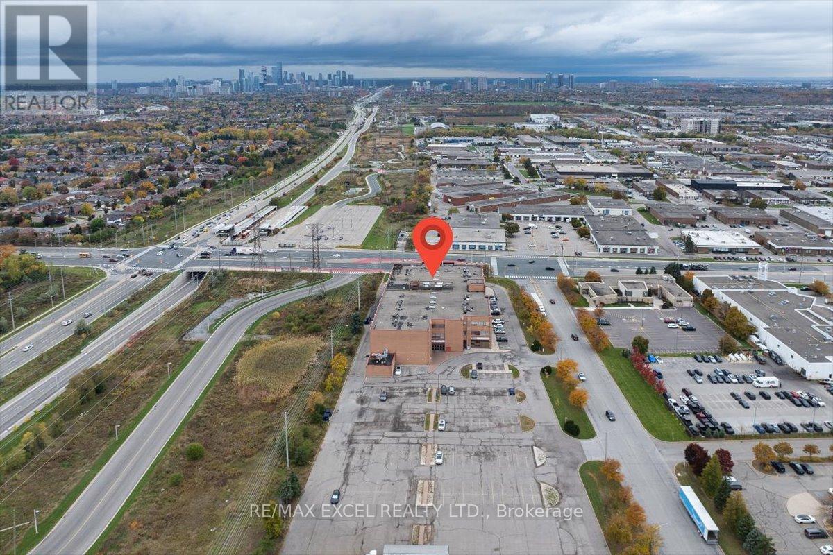 339 & 350 - 1550 South Gateway Road, Mississauga, Ontario L4W 5G6 - Photo 3 - W13646004