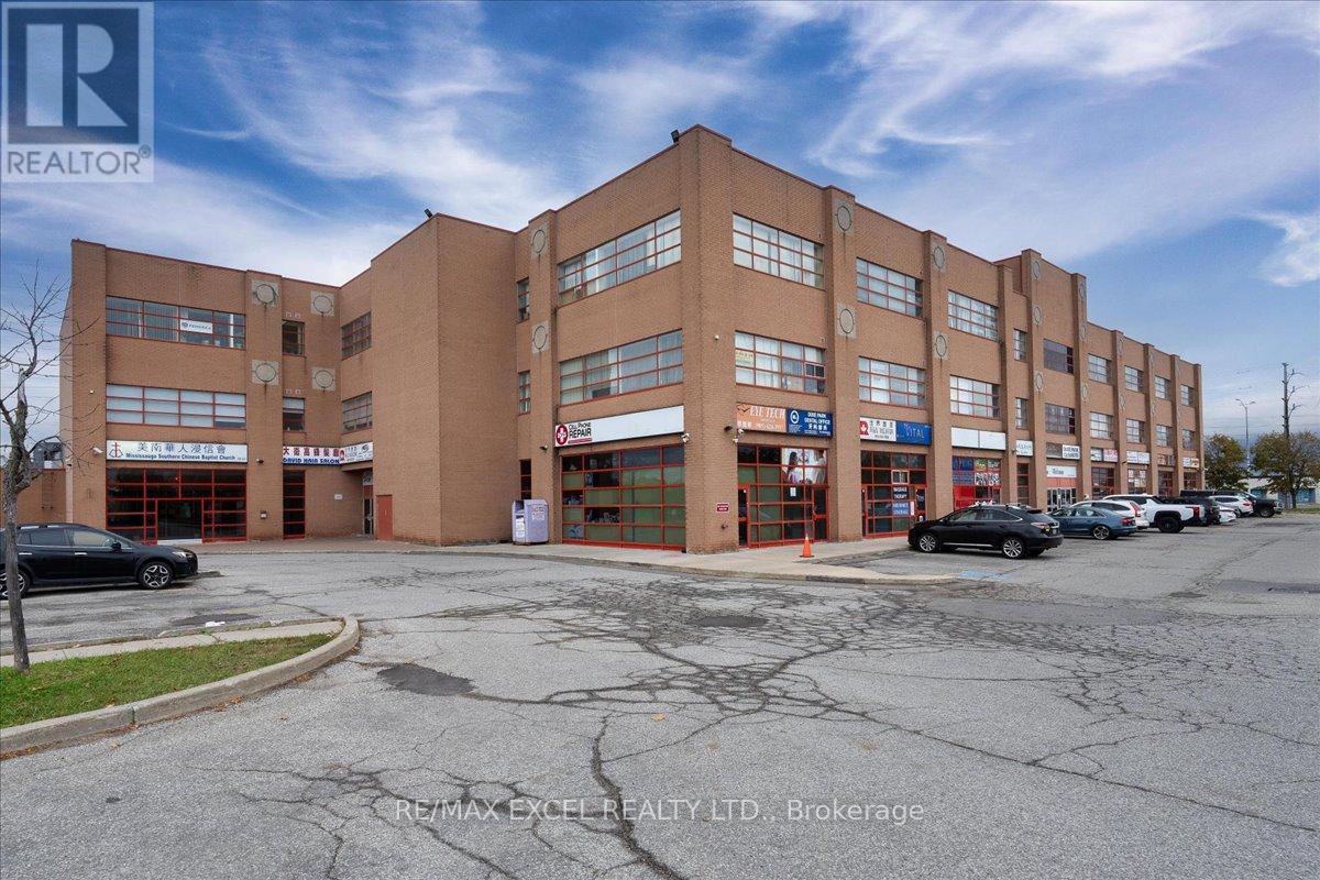 339 & 350 - 1550 South Gateway Road, Mississauga, Ontario L4W 5G6 - Photo 5 - W13646004