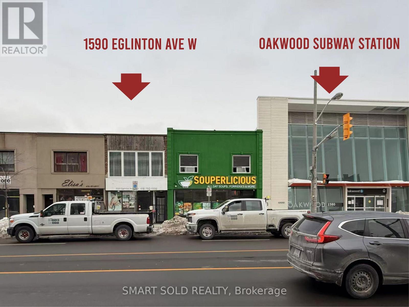 Main Flr + Bsmt - 1590 Eglinton Avenue W, Toronto, Ontario M6E 2G8 - Photo 2 - W13646086