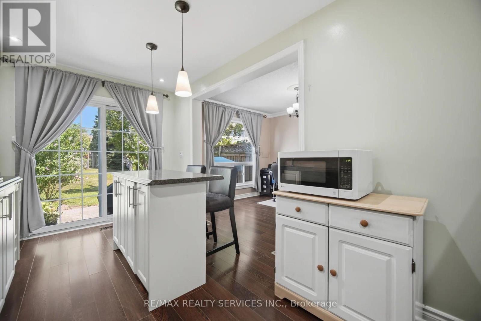 10 Hartnell Square, Brampton, Ontario  L6S 5W7 - Photo 10 - W13646090