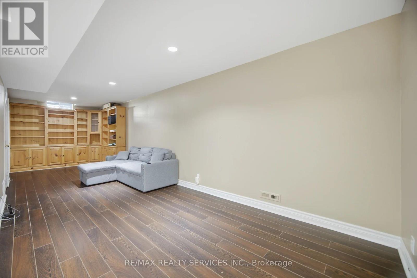 10 Hartnell Square, Brampton, Ontario  L6S 5W7 - Photo 22 - W13646090