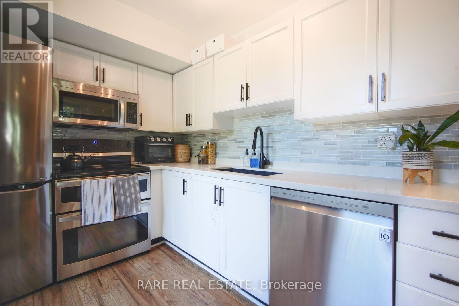 220 - 50 Joe Shuster Way, Toronto, Ontario  M6K 1Y8 - Photo 9 - W13646108