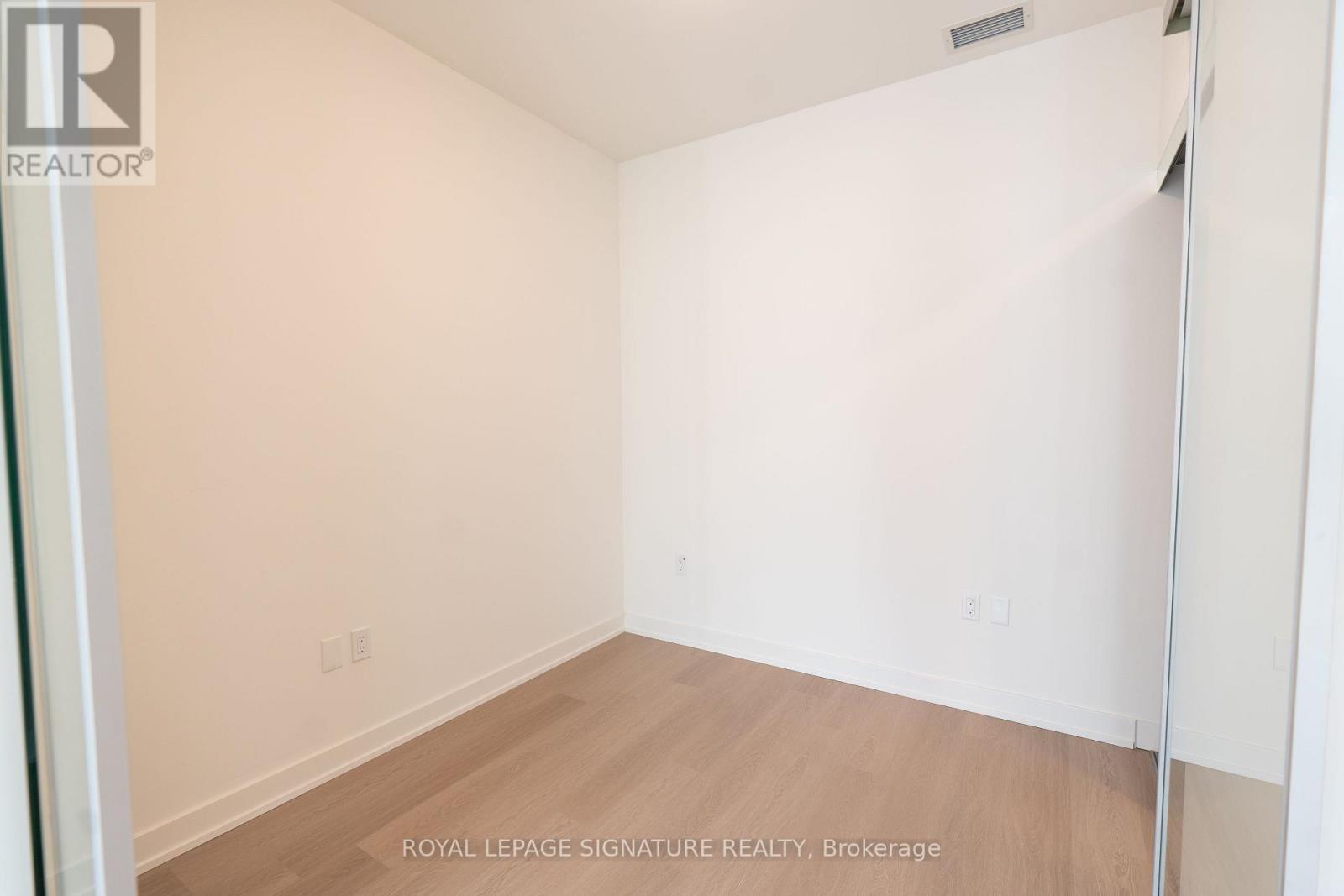4312 - 448 Burnhamthorpe Road W, Mississauga, Ontario  L5B 0R4 - Photo 13 - W13646114