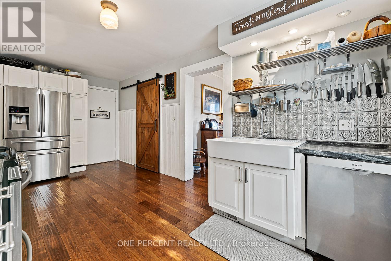 3 Bird Avenue, Brampton, Ontario  L6V 1K8 - Photo 4 - W13646174