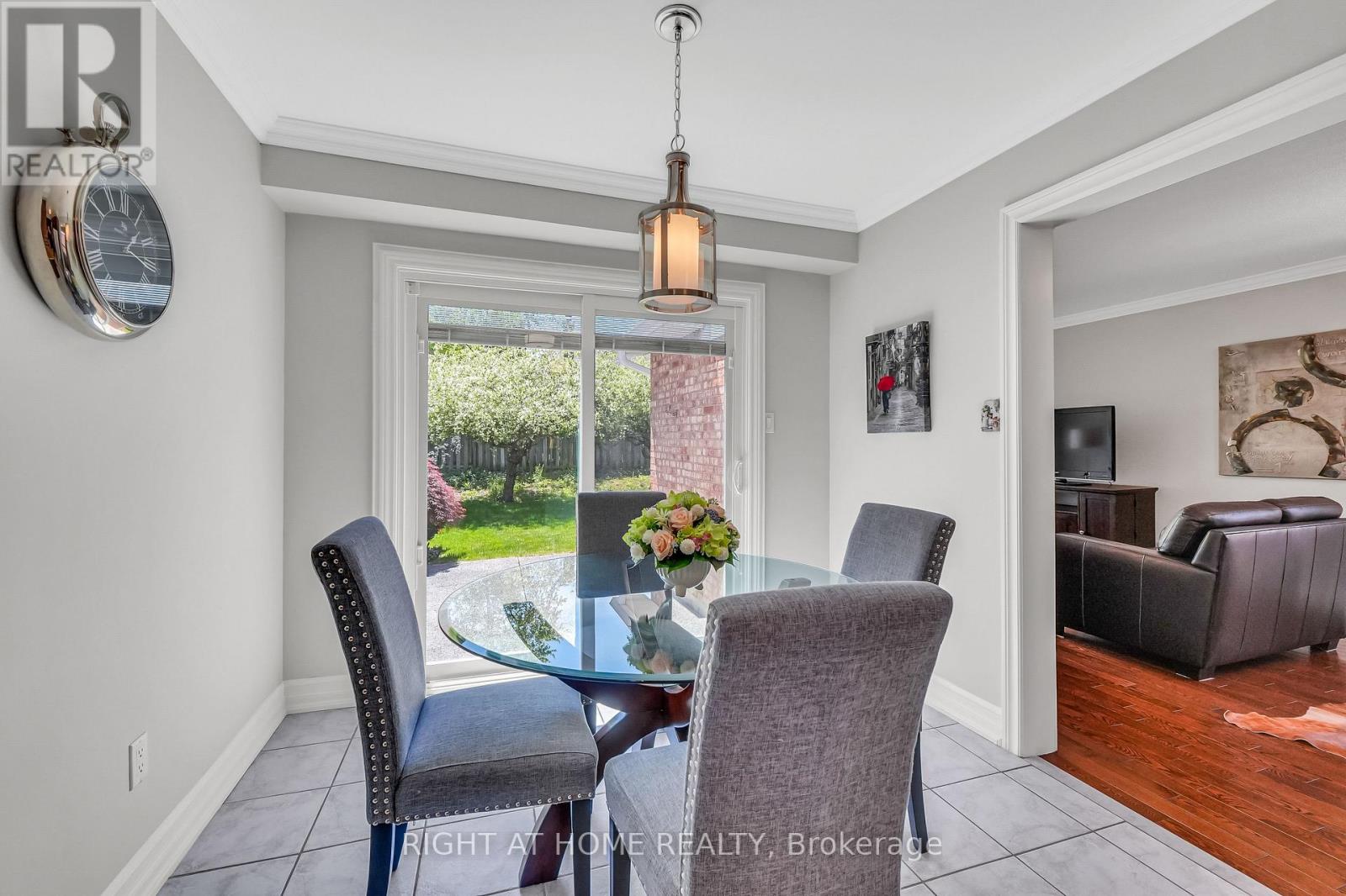 4516 Donegal Drive, Mississauga, Ontario  L5M 4G9 - Photo 19 - W13646186
