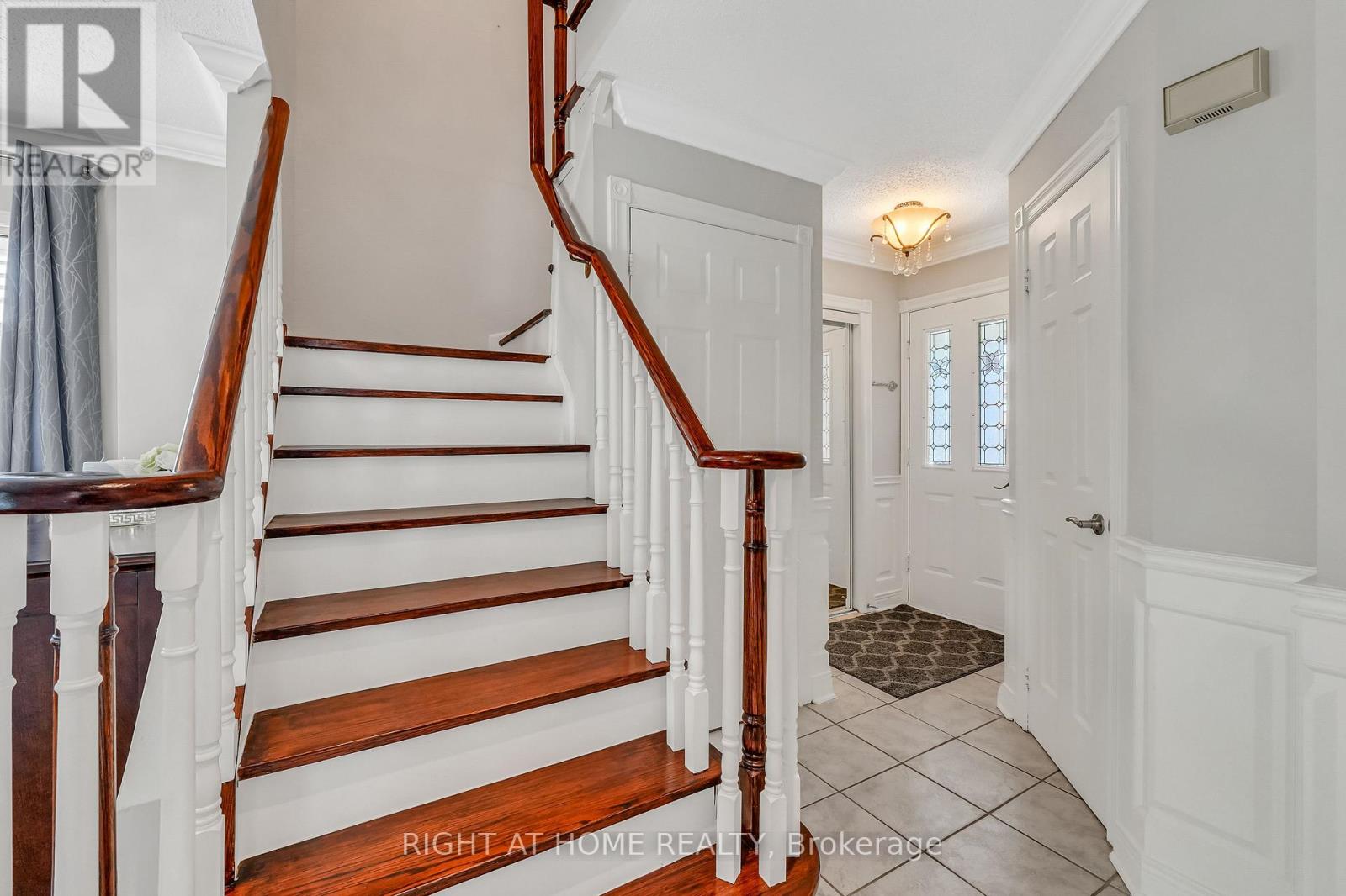 4516 Donegal Drive, Mississauga, Ontario  L5M 4G9 - Photo 21 - W13646186