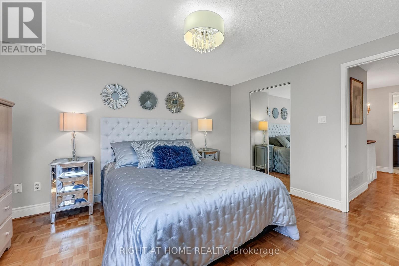 4516 Donegal Drive, Mississauga, Ontario  L5M 4G9 - Photo 24 - W13646186