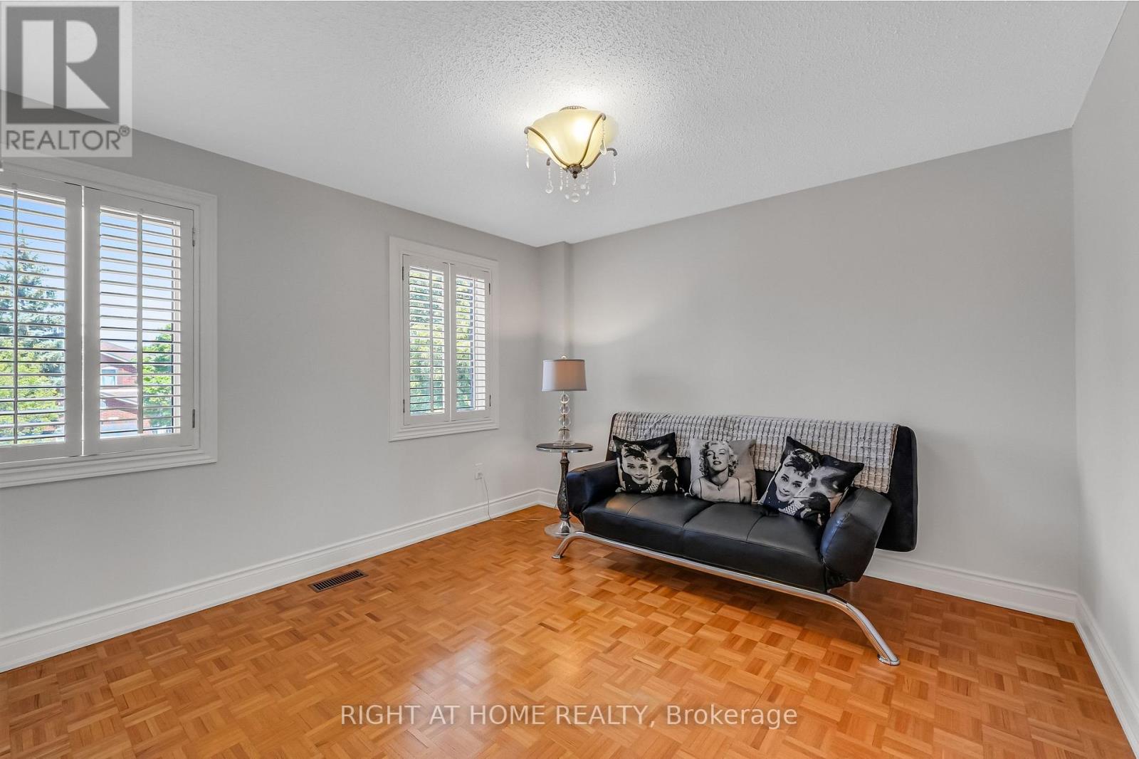 4516 Donegal Drive, Mississauga, Ontario  L5M 4G9 - Photo 28 - W13646186