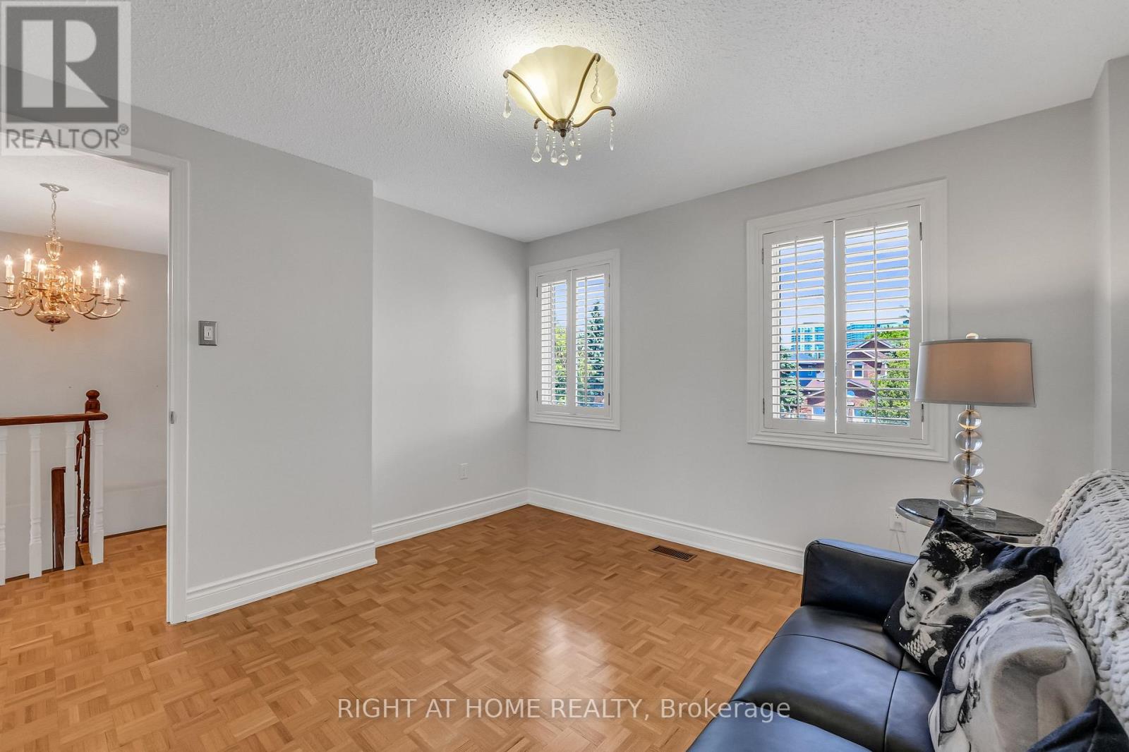 4516 Donegal Drive, Mississauga, Ontario  L5M 4G9 - Photo 30 - W13646186