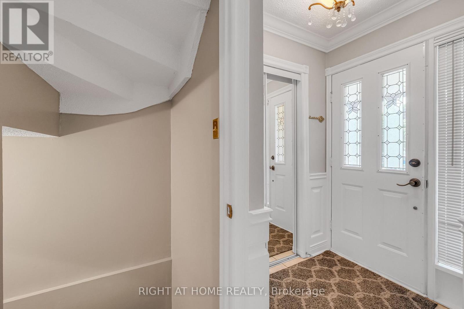 4516 Donegal Drive, Mississauga, Ontario  L5M 4G9 - Photo 33 - W13646186