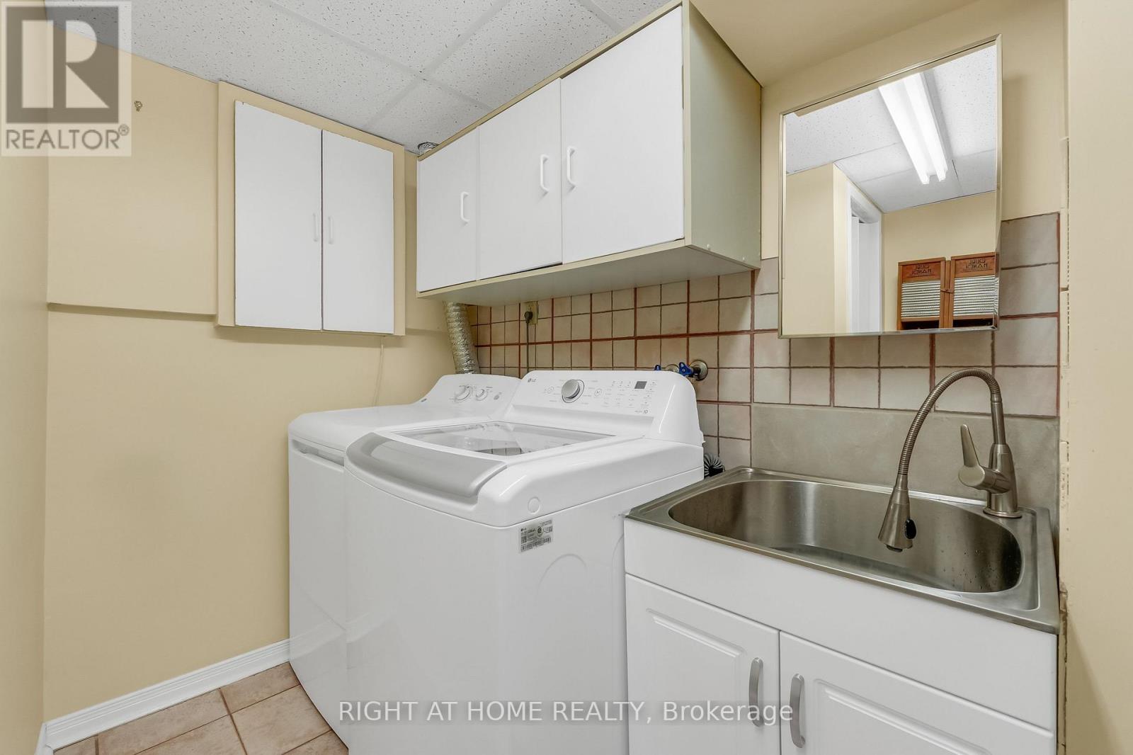 4516 Donegal Drive, Mississauga, Ontario  L5M 4G9 - Photo 38 - W13646186