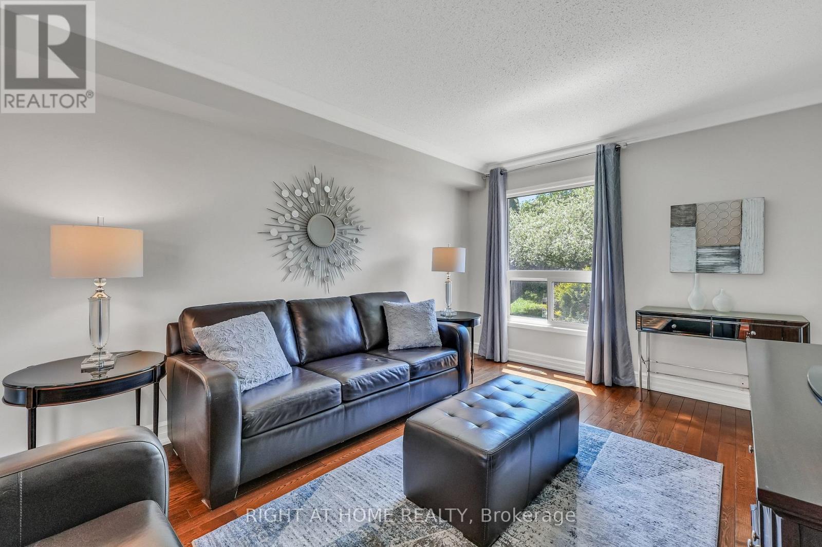 4516 Donegal Drive, Mississauga, Ontario  L5M 4G9 - Photo 9 - W13646186