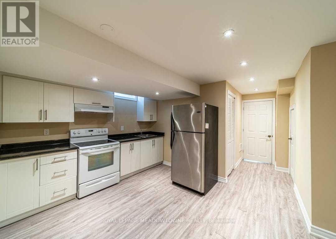 1036 Yates Drive, Milton, Ontario  L9T 6A7 - Photo 19 - W13646202