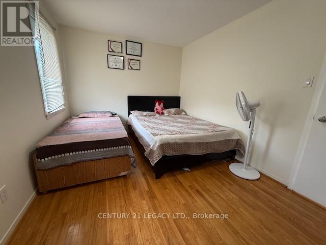 (Upper) - 25 Edenborough Drive, Brampton, Ontario  L6T 3A2 - Photo 10 - W13646226
