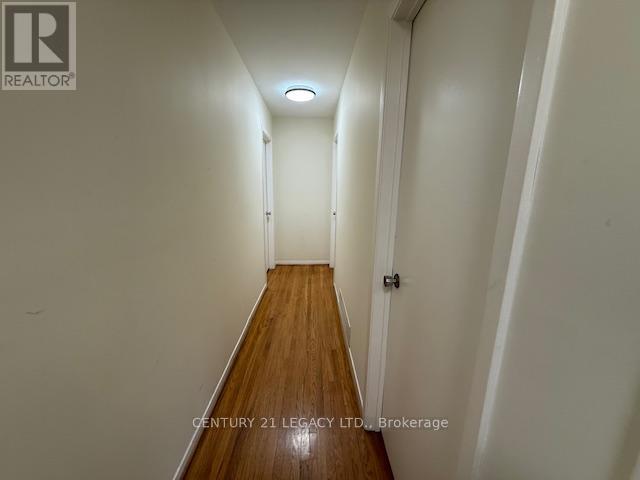 (Upper) - 25 Edenborough Drive, Brampton, Ontario  L6T 3A2 - Photo 8 - W13646226