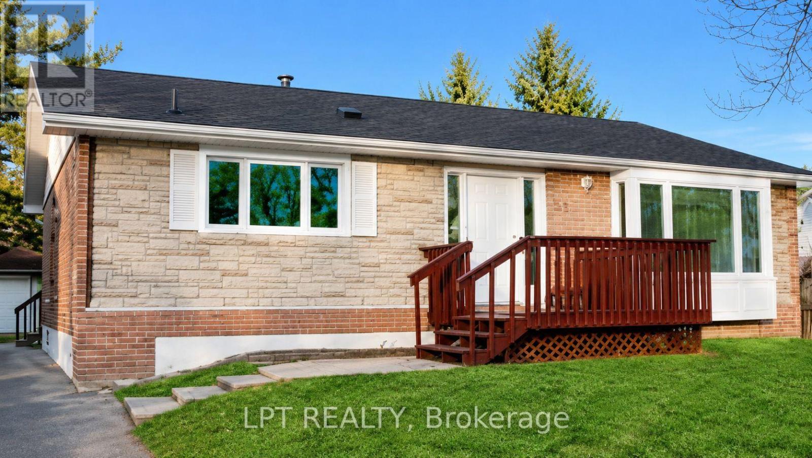 51 WINDERMERE COURT, Brampton, Ontario