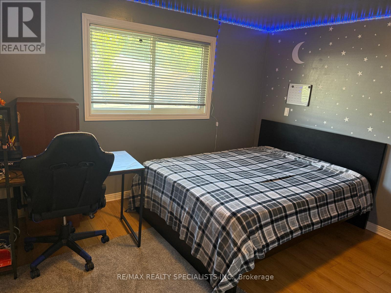 8 Kintail Crescent, London South, Ontario N6E 1J5 - Photo 9 - X13635548