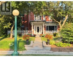 42 LANSDOWNE Road N, cambridge, Ontario