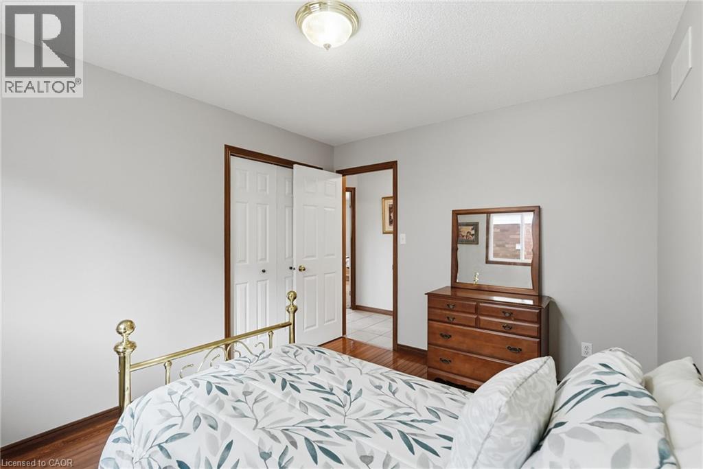 210 Bastille Street, Hamilton, Ontario  L9B 2G5 - Photo 21 - 40853605