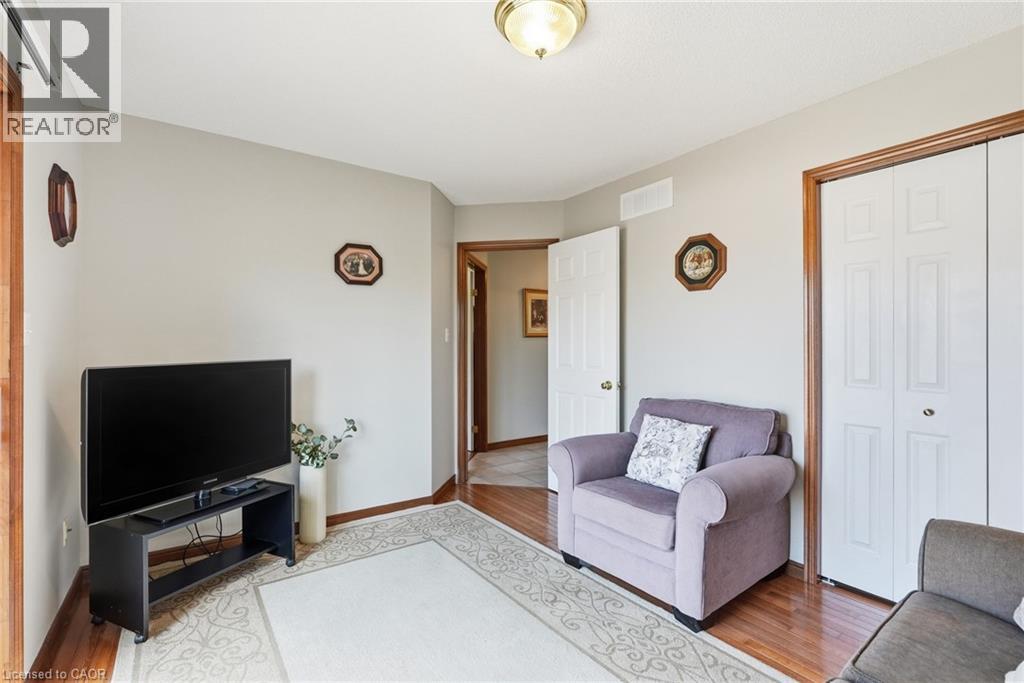 210 Bastille Street, Hamilton, Ontario  L9B 2G5 - Photo 23 - 40853605