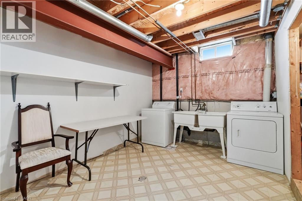 210 Bastille Street, Hamilton, Ontario  L9B 2G5 - Photo 33 - 40853605