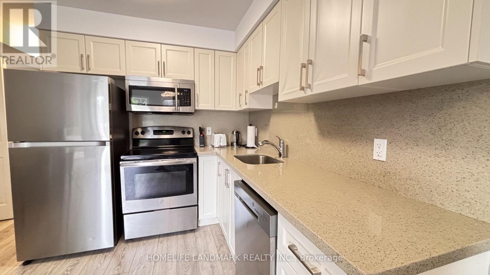 122 Courtland Avenue E, Waterloo, Ontario  N2G 0B8 - Photo 5 - X13645966