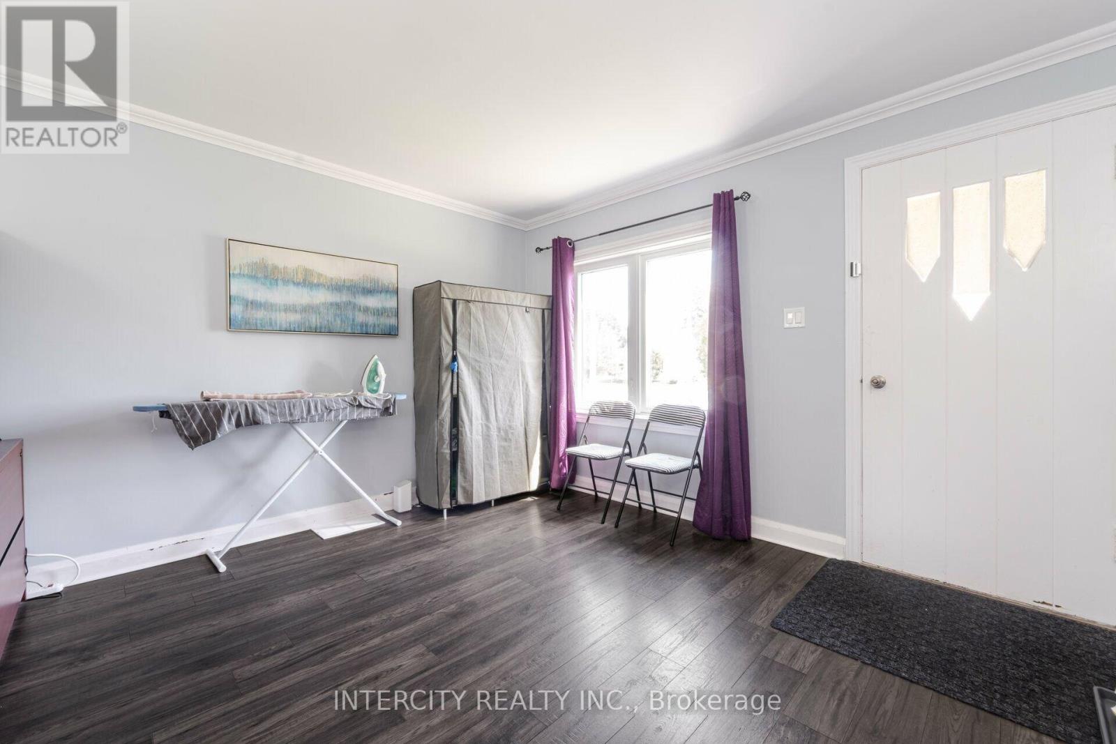 231 Lawrence Avenue, Kitchener, Ontario  N2M 1Y3 - Photo 5 - X13646018