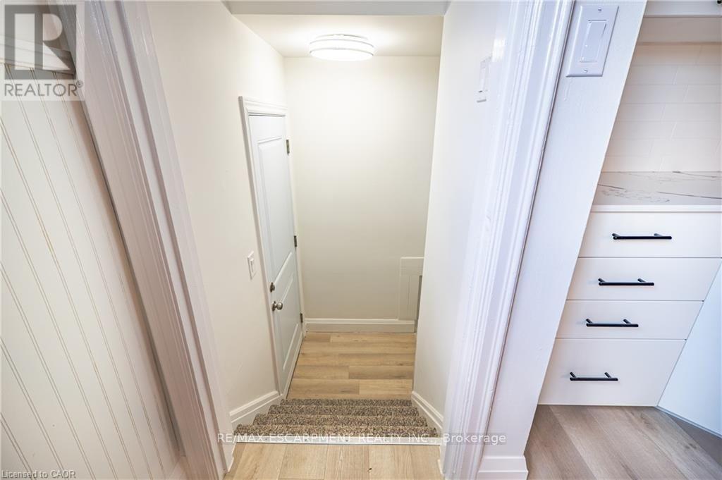 150 Beland Avenue S, Hamilton, Ontario  L8K 3T6 - Photo 20 - X13646096