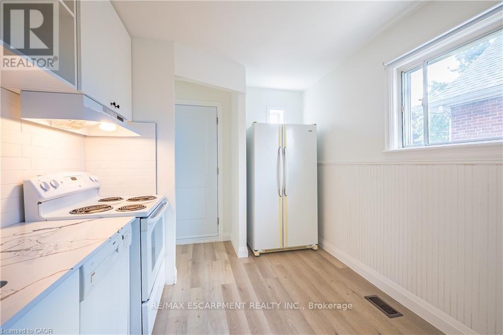 150 Beland Avenue S, Hamilton, Ontario  L8K 3T6 - Photo 9 - X13646096