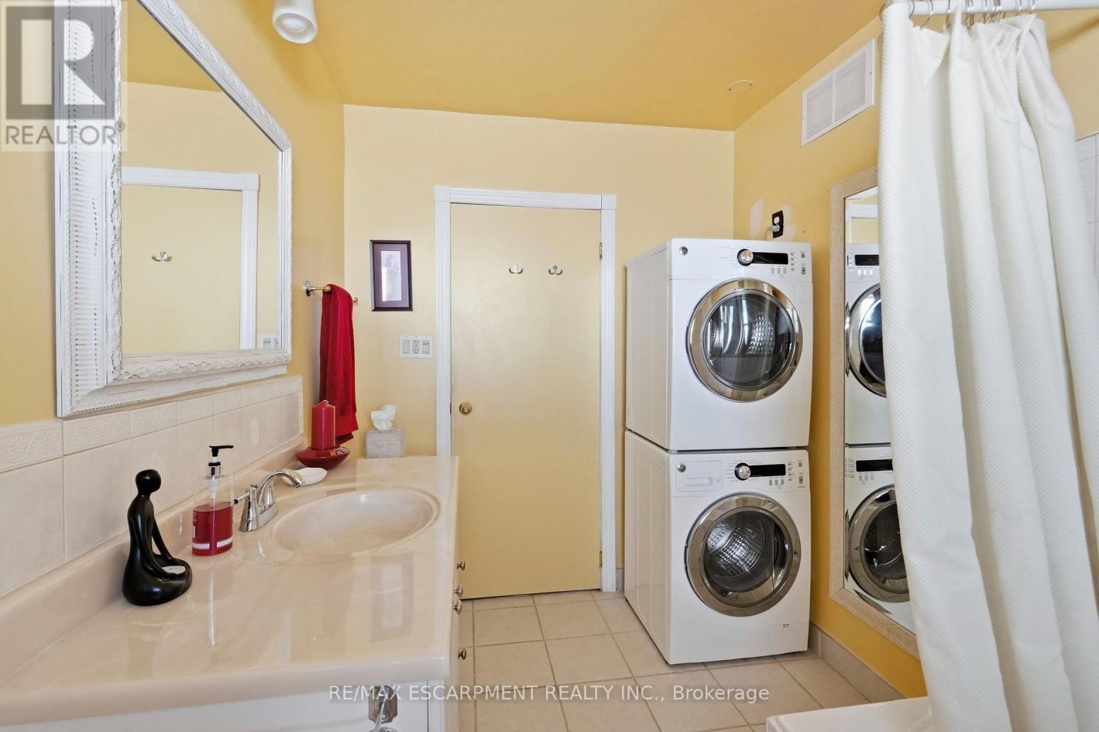 31 Valerie Drive, St. Catharines, Ontario  L2T 3G3 - Photo 25 - X13646150