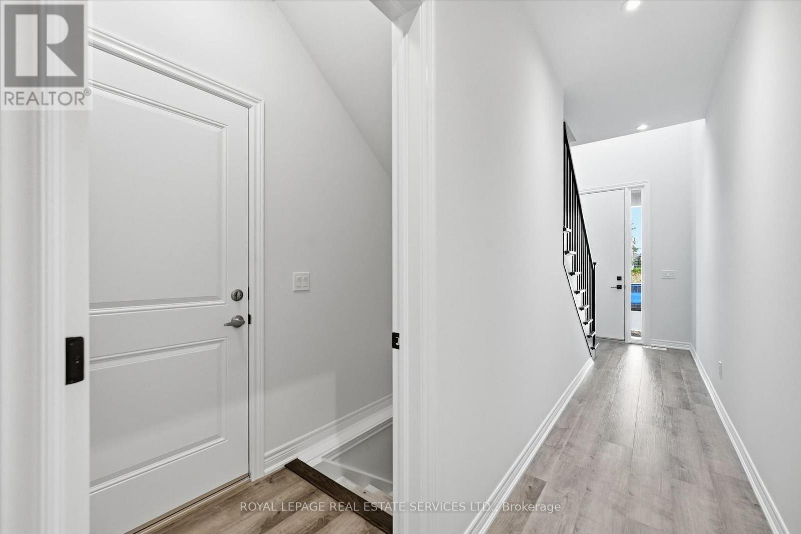 74 Valley Trail Place, Hamilton, Ontario  L8B 2A2 - Photo 4 - X13646214