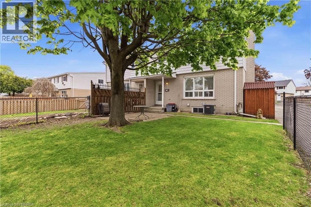 51 Metcalfe Crescent Unit# C, Brantford, Ontario  N3R 2L7 - Photo 4 - 40828766