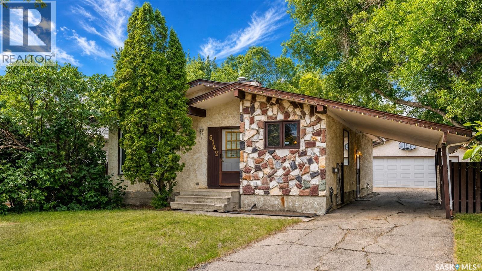 6142 7th AVENUE N, regina, Saskatchewan