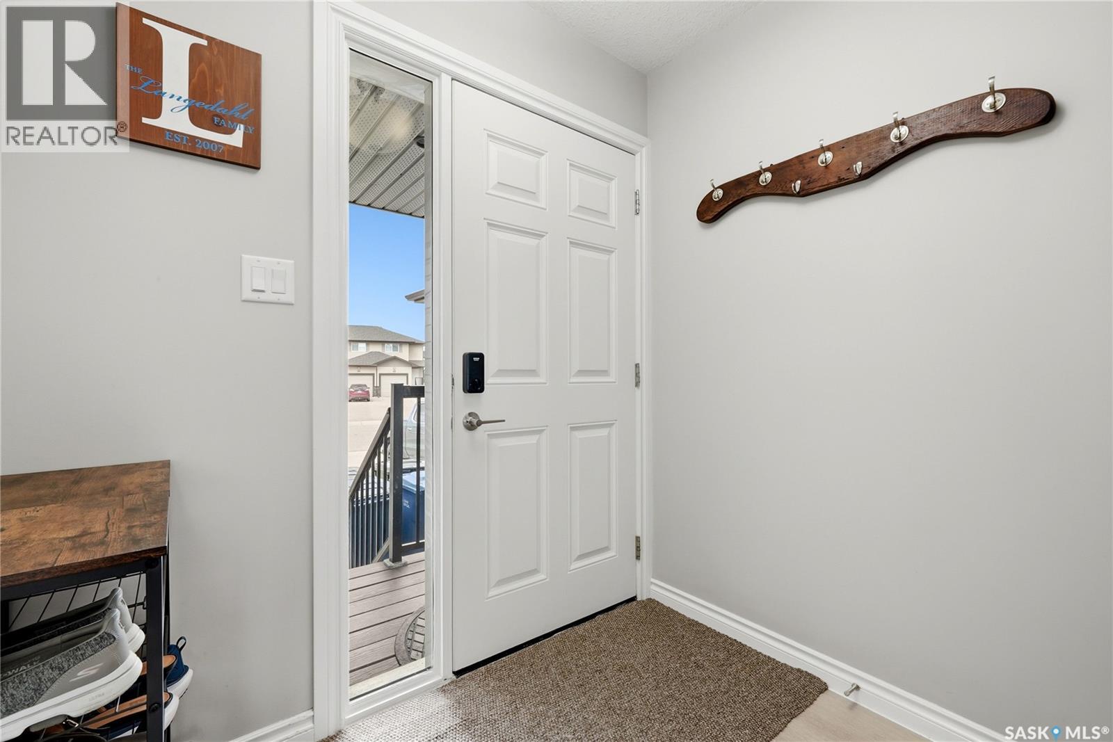 105 Plains Circle, Pilot Butte, Saskatchewan  S0G 3Z0 - Photo 3 - SK044751
