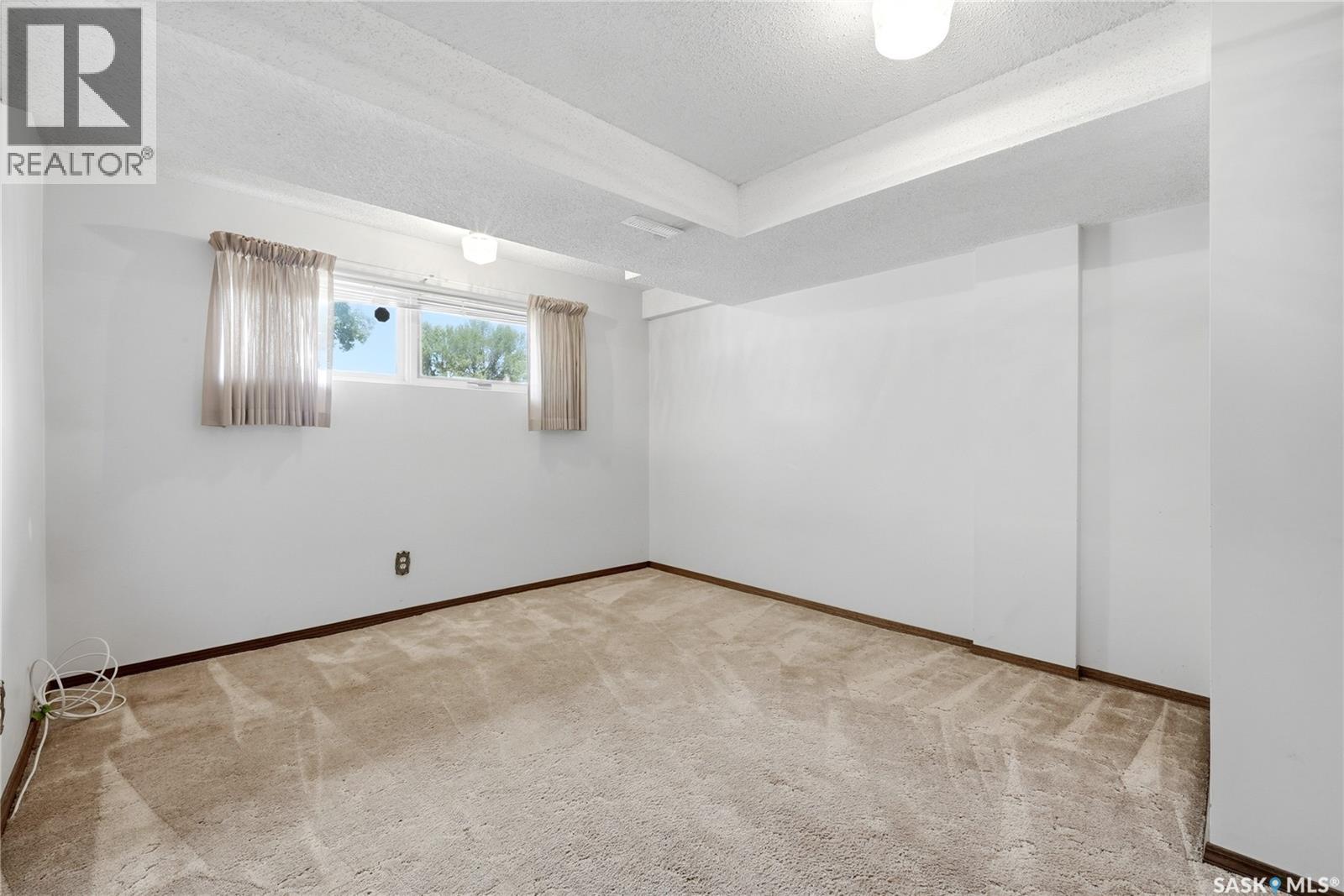 39 Hayes Crescent, Regina, Saskatchewan  S4X 1B1 - Photo 32 - SK044748