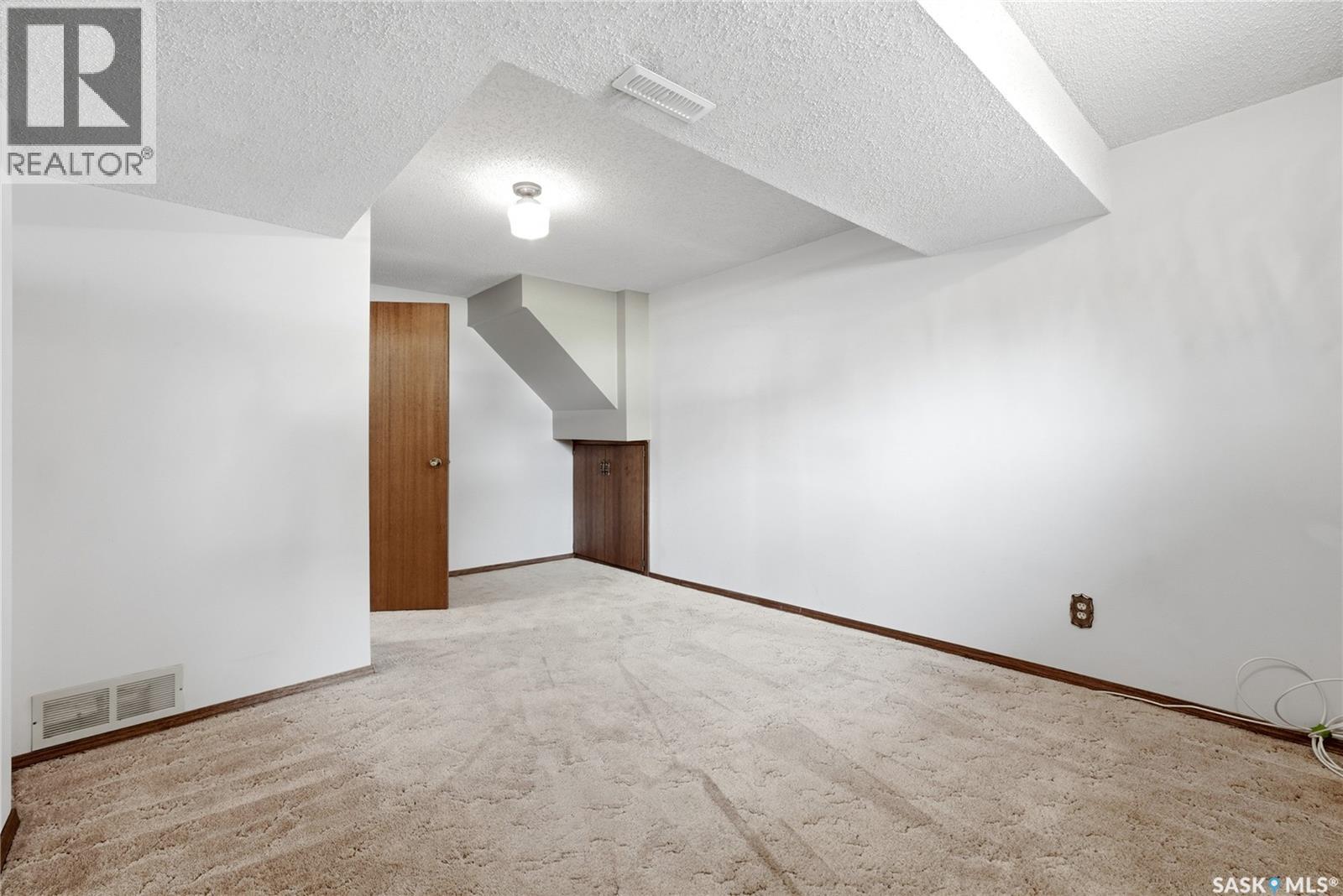 39 Hayes Crescent, Regina, Saskatchewan  S4X 1B1 - Photo 33 - SK044748