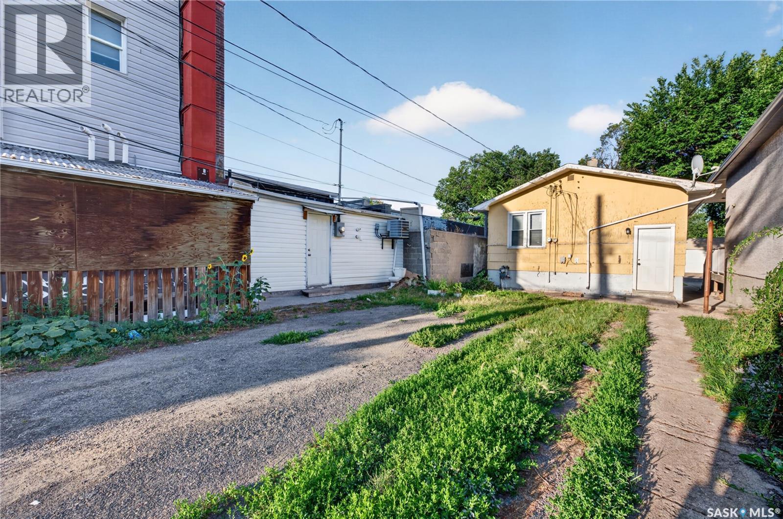 1812 Ottawa Street, Regina, Saskatchewan  S4P 1P4 - Photo 11 - SK044462