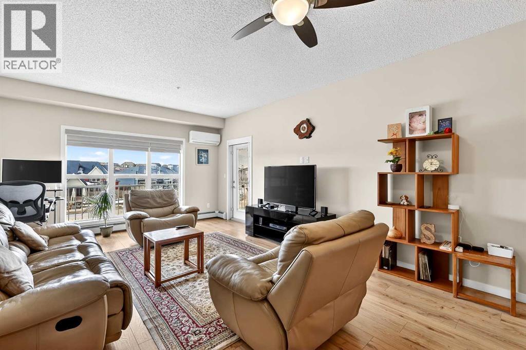 308, 402 Marquis Lane SE, Calgary, Alberta  T3M 2G7 - Photo 5 - A2326289