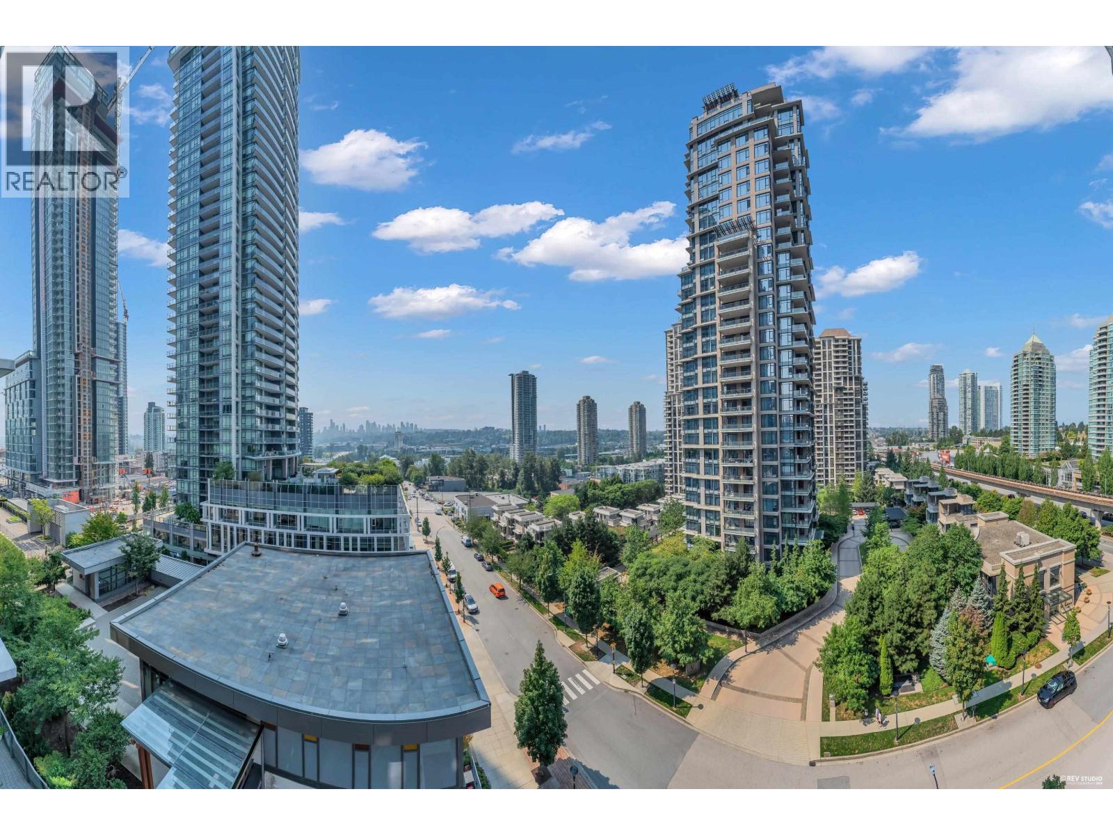 910 2008 Rosser Avenue, Burnaby, British Columbia  V5C 0H8 - Photo 4 - R3152910