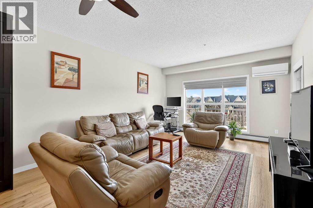 308, 402 Marquis Lane SE, Calgary, Alberta  T3M 2G7 - Photo 7 - A2326289