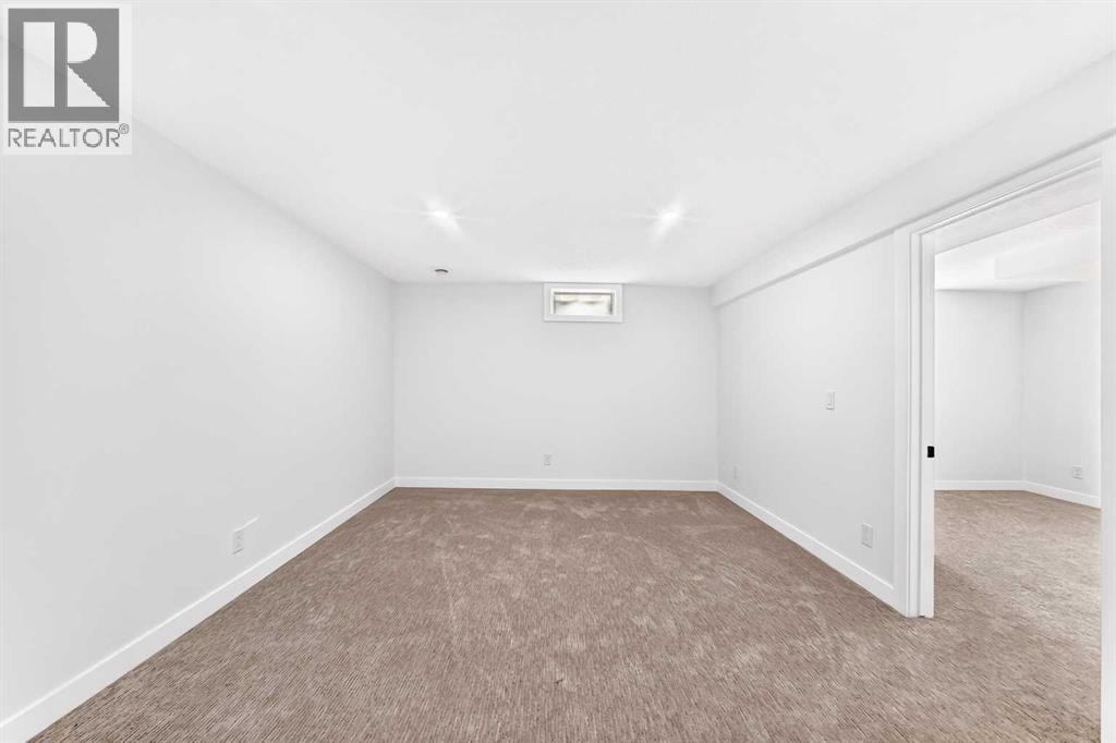 1204 Lake Sylvan Drive SE, Calgary, Alberta  T2J 3C8 - Photo 36 - A2329704