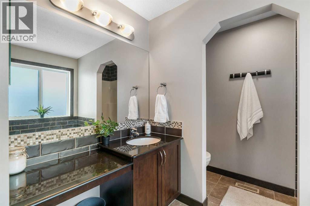 91 Panora Square Nw, Calgary, Alberta  T3K 0R3 - Photo 23 - A2331507
