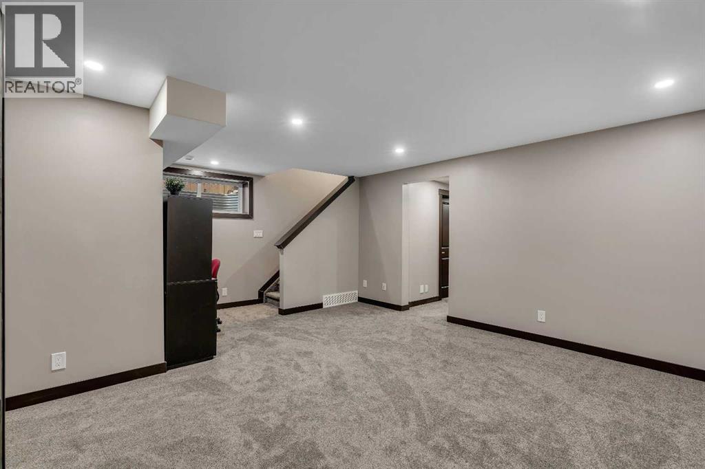 91 Panora Square Nw, Calgary, Alberta  T3K 0R3 - Photo 37 - A2331507