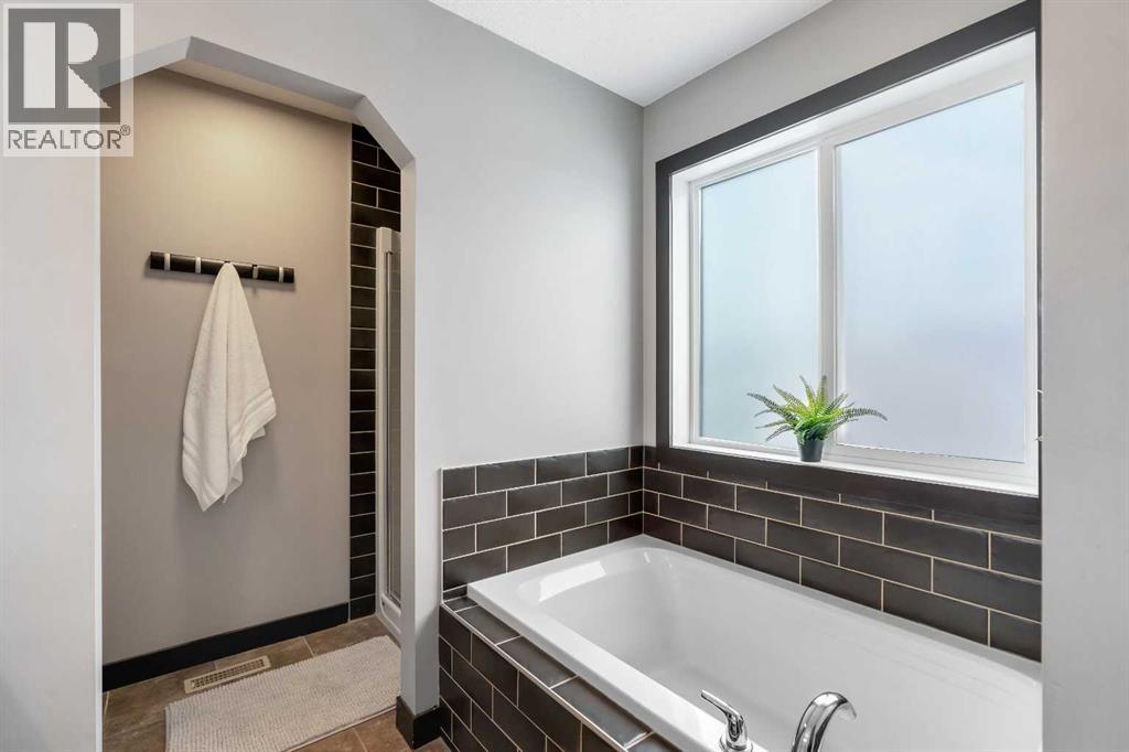 91 Panora Square Nw, Calgary, Alberta  T3K 0R3 - Photo 22 - A2331507