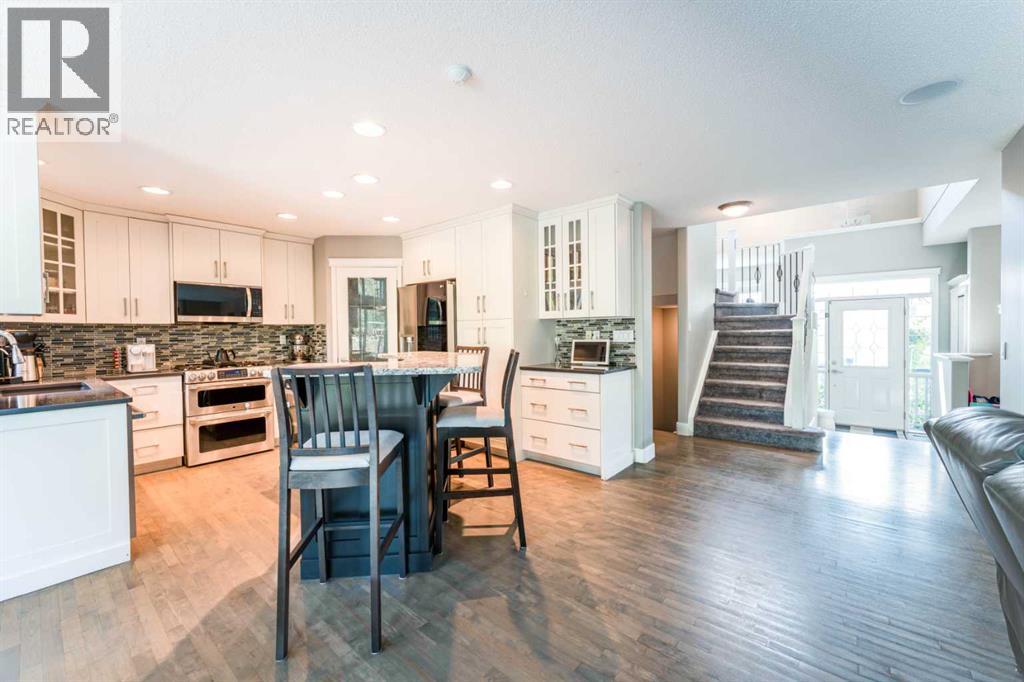 99 Springbluff Boulevard SW, Calgary, Alberta  T3H 4V3 - Photo 10 - A2332903