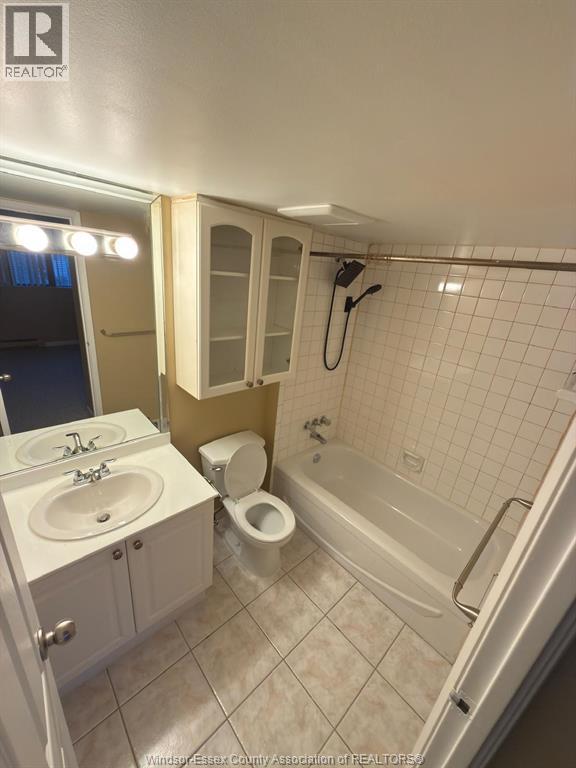 380 Pelissier Street Unit# 2402, Windsor, Ontario N9A 6V7 - Photo 11 - 26019022