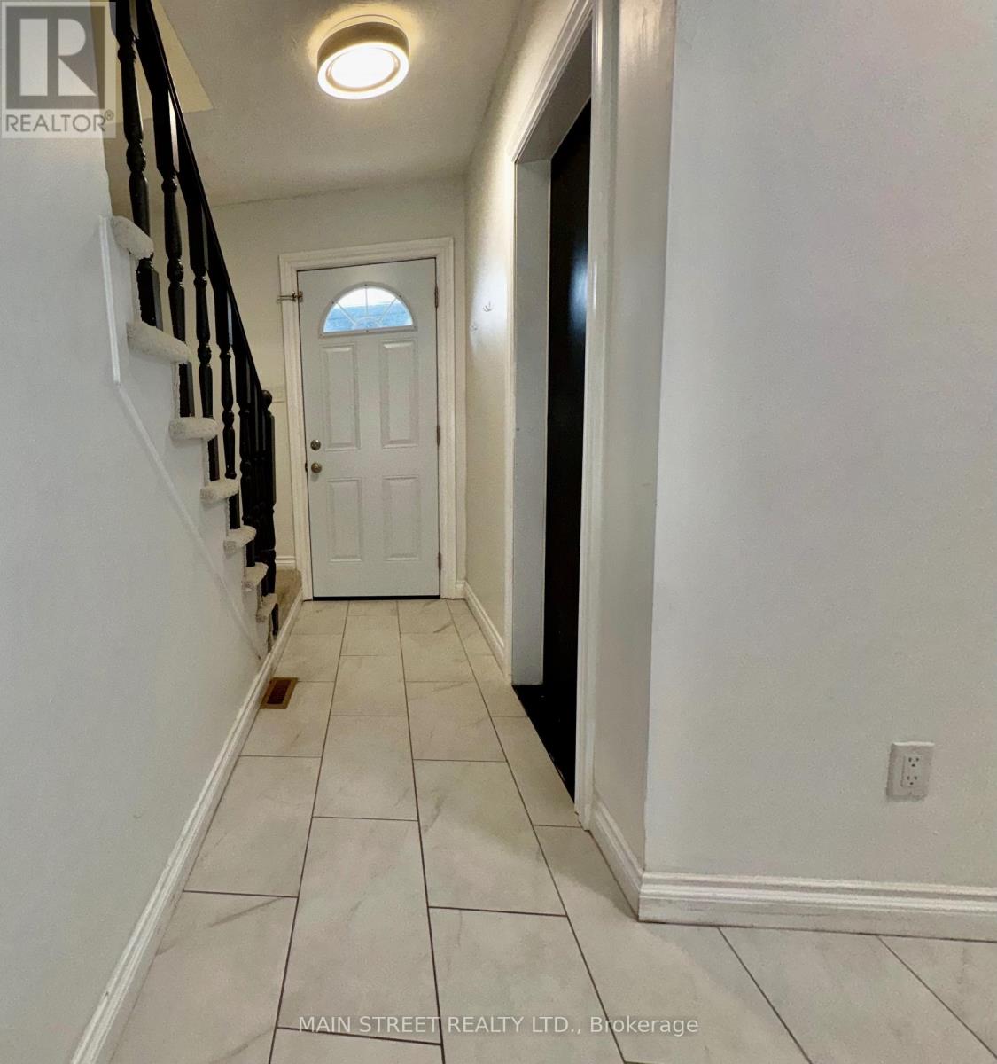 233 Thoms Crescent, Newmarket, Ontario  L3Y 1C9 - Photo 15 - N13645958