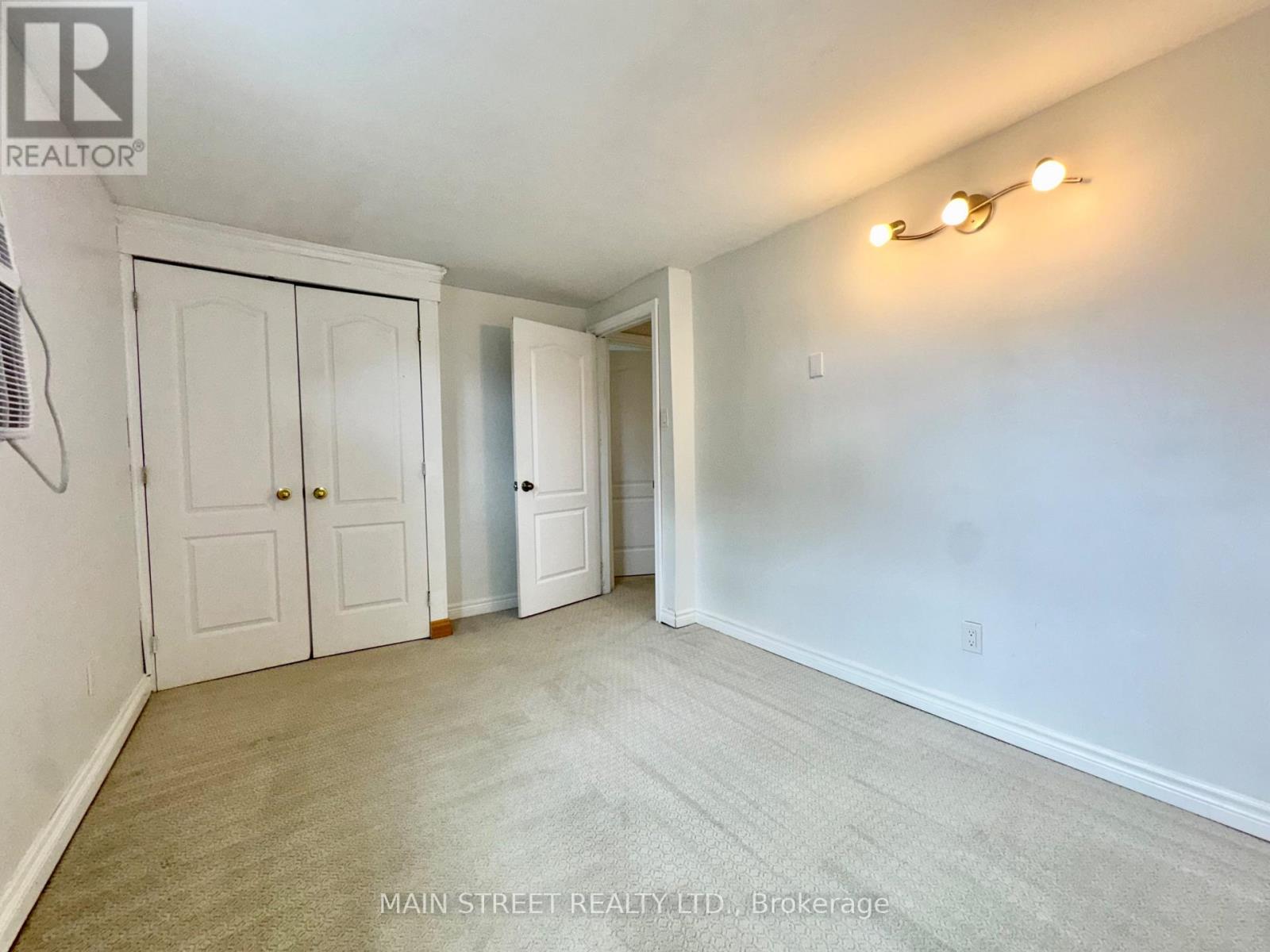 233 Thoms Crescent, Newmarket, Ontario  L3Y 1C9 - Photo 22 - N13645958